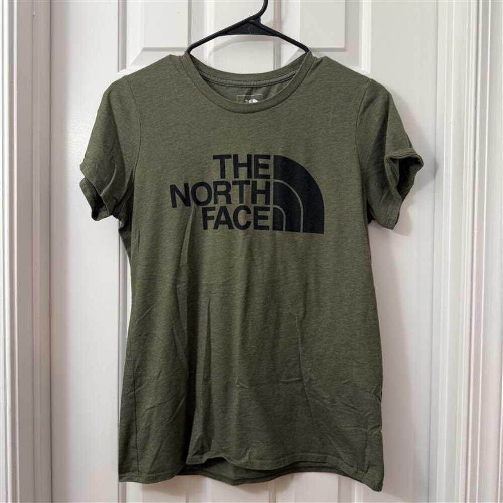 Women's The North Face Tshirt
